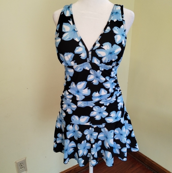 NWT COCOPEAR Women's Shaping Body One Piece Swim Dress Floral Tummy Control Sz S - Picture 2 of 16